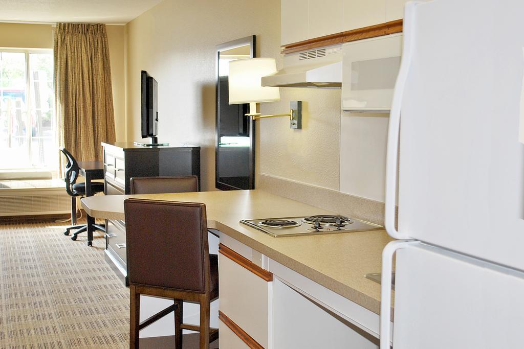 Extended America - Cleveland - Airport - Hotel North Olmsted