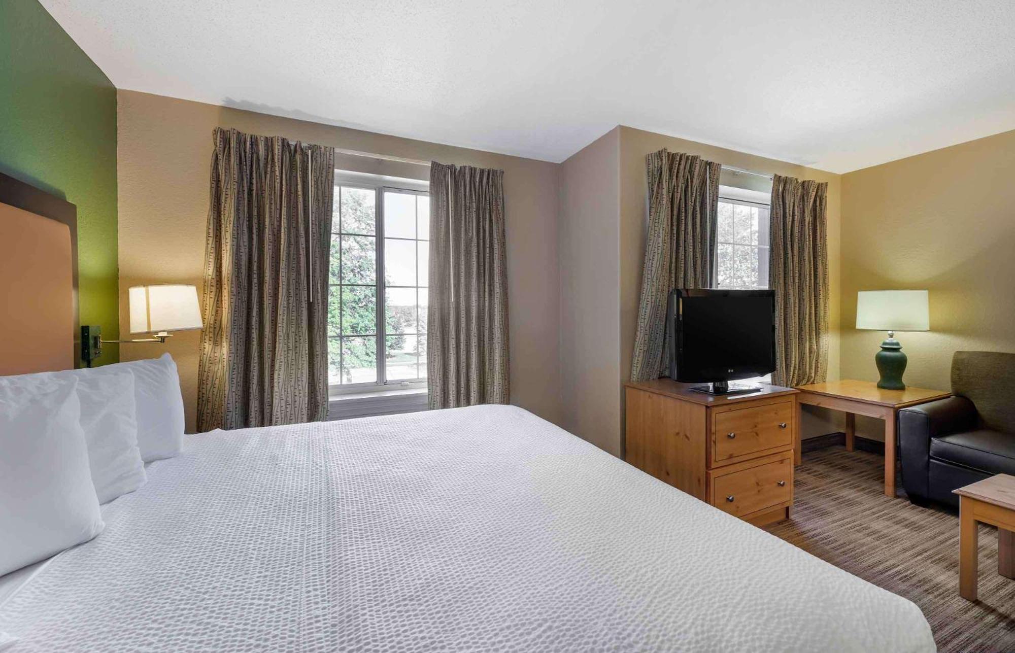 Extended America - Cleveland - Airport - Hotel 2*