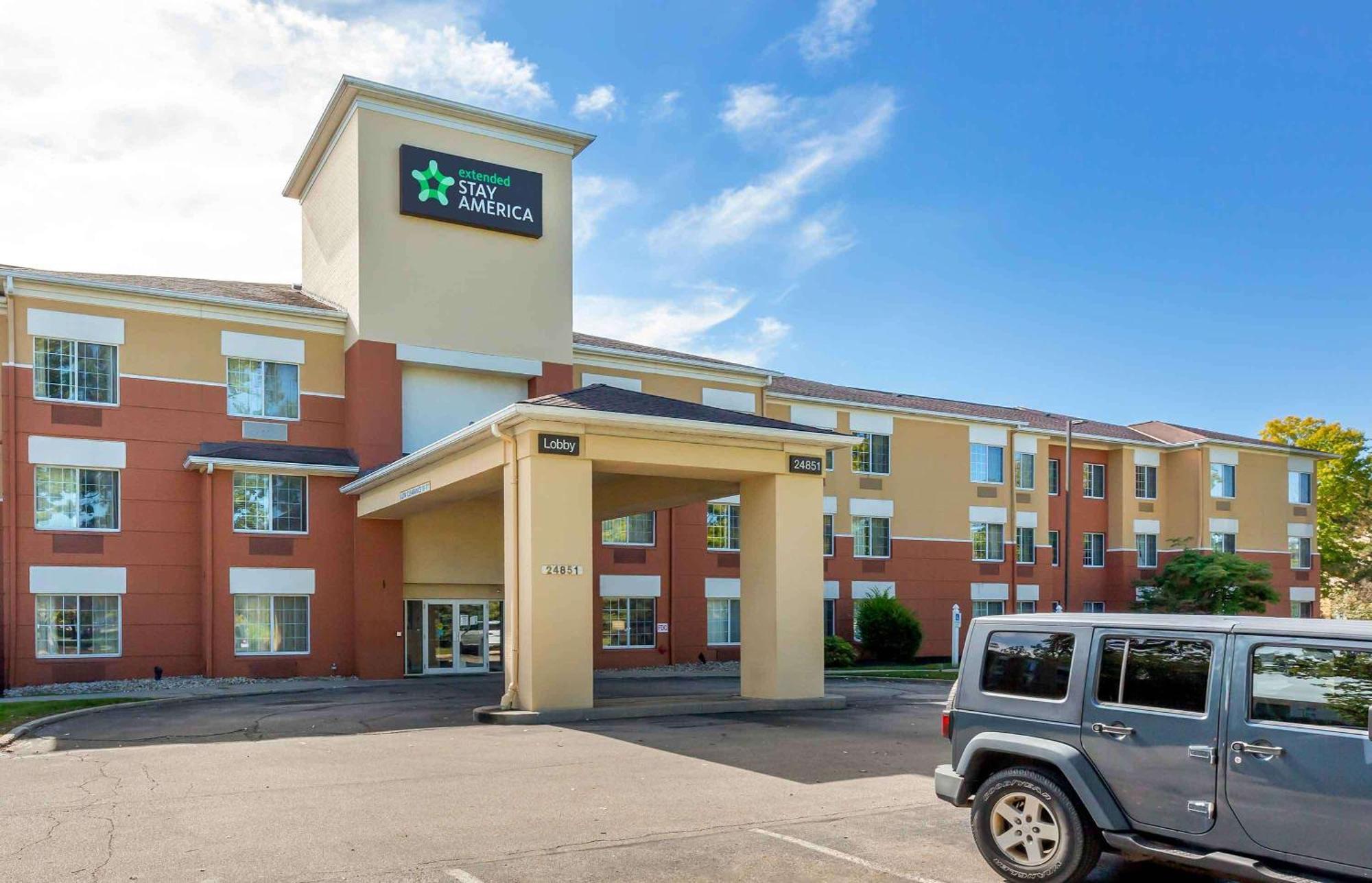 Extended America - Cleveland - Airport - Hotel