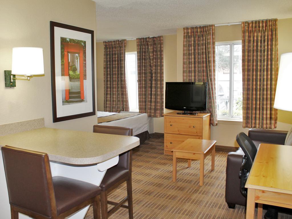Hotel Extended America - Cleveland - Airport - 2*