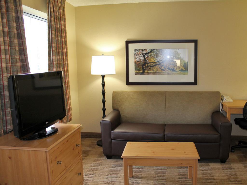 Extended America - Cleveland - Airport - 2*